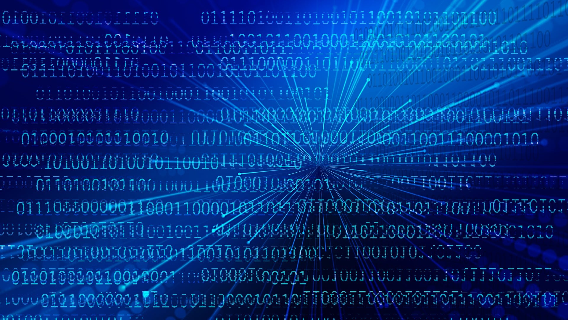 Techniker bei der Aufbereitung von Telekommunikationstechnik in der Werkstatt